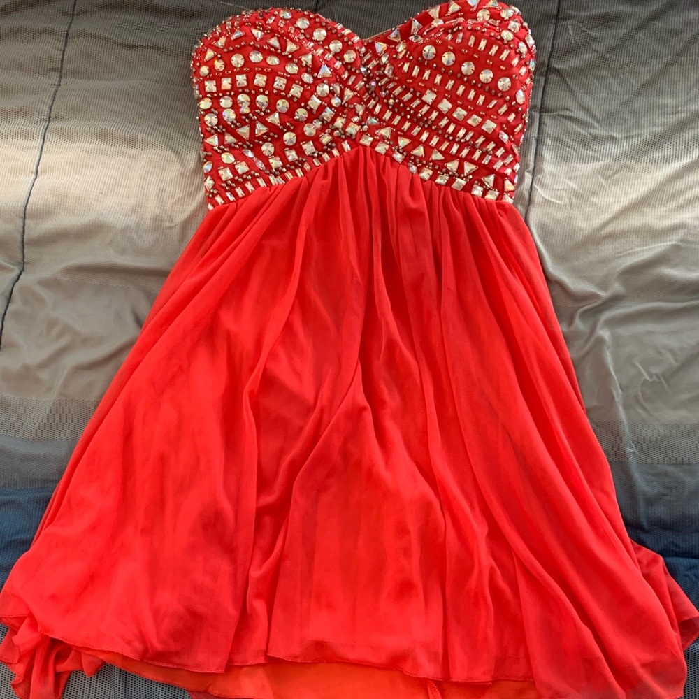 Strapless dress